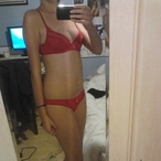 Profil de Raniya, 28 ans, Rencontre celibataire femme à Schwanden GL (Glaris)